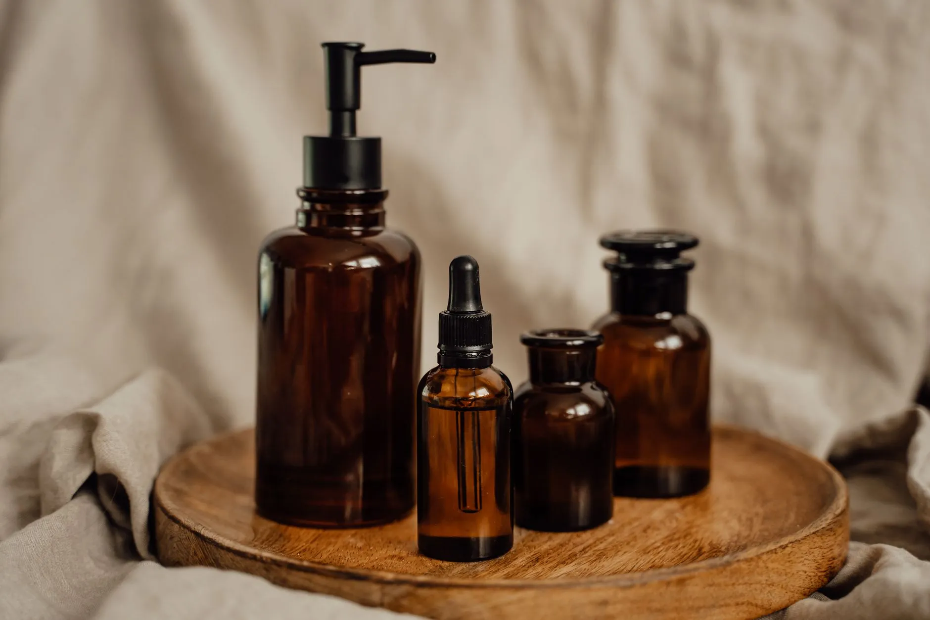 香薰机与扩香机在商业空间中的应用方案对比研究